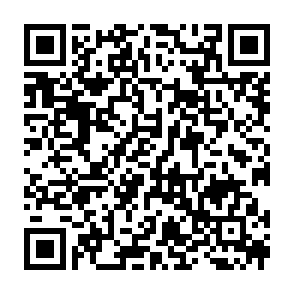 R8産業フェア出演者QRコード