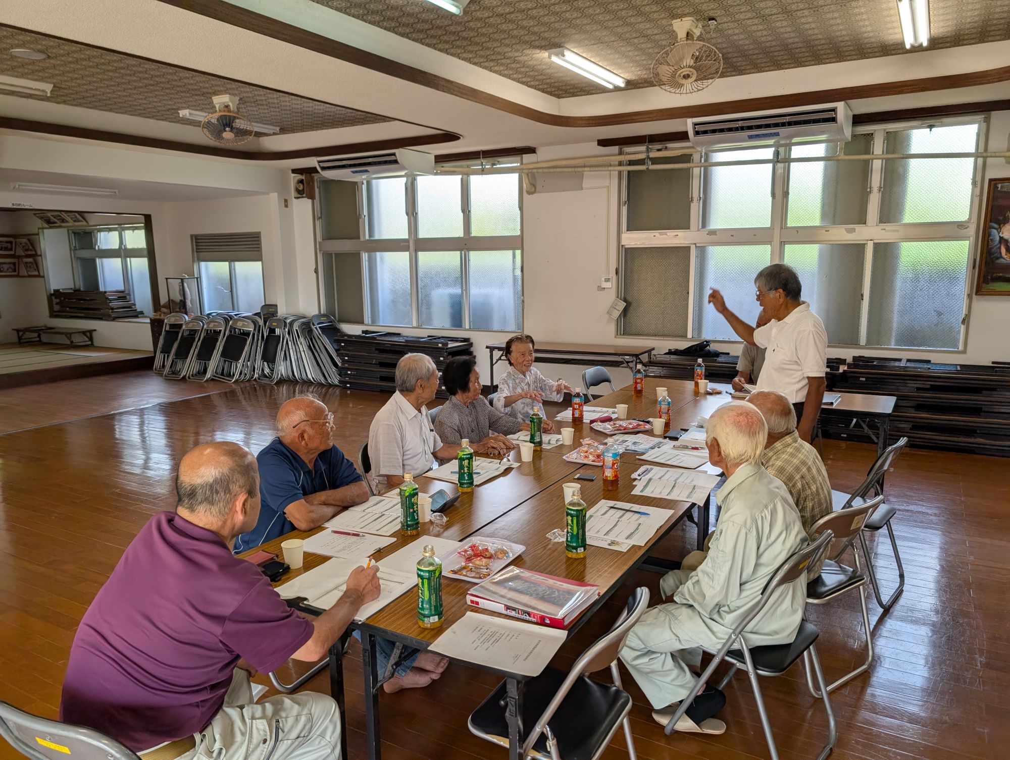 住吉集落聞き取りの様子