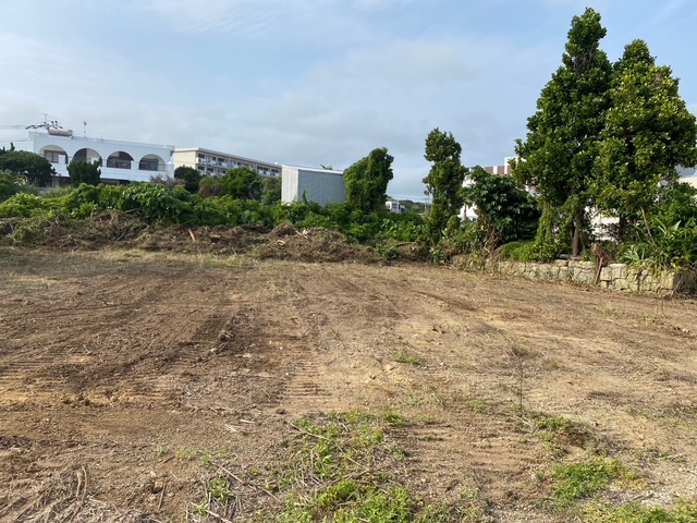 整地された茶色い土の空き地のNo.88の物件の外観写真